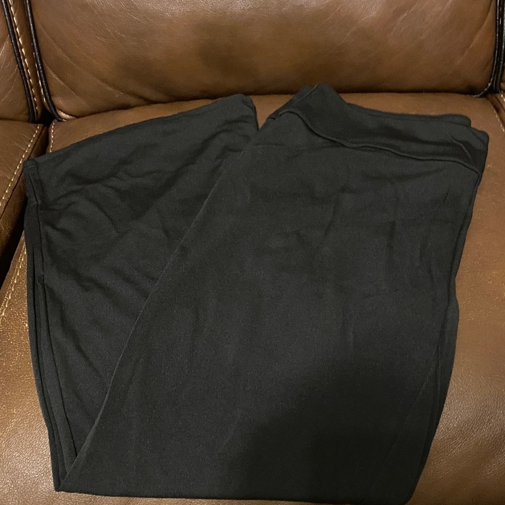Soft workout pants.  Flare leg with front and back pockets.